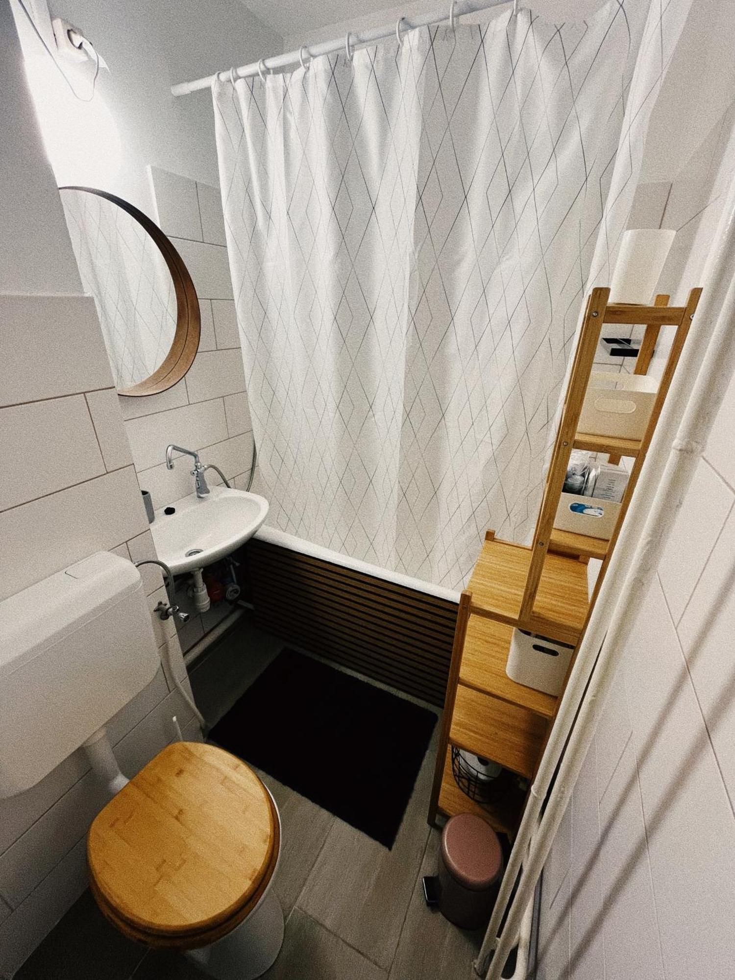 Aj - Ter Apartman Мишкольц Экстерьер фото